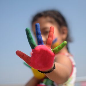 yohoprashant-colorful-4043709 Забава и учење
